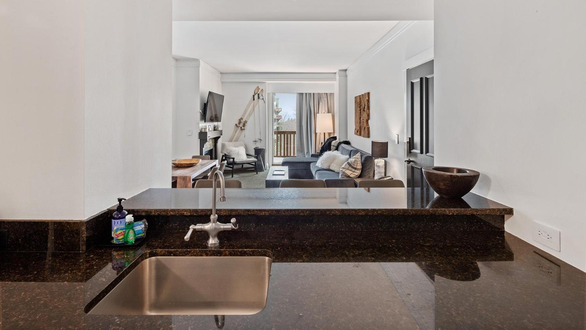 351 Lodge At Spruce Peak Ski In Ski Out 3 Bedroom Suite Stowe Buitenkant foto